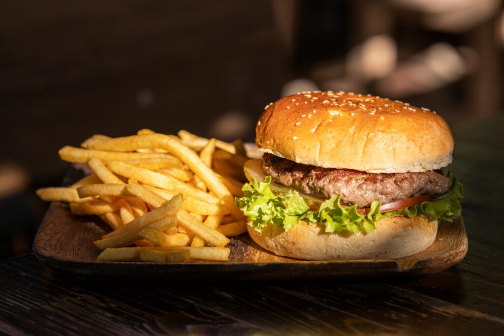 Unhealthy food : major issue in young population